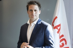 记者：利雅得胜利有意聘请马竞高管马约担任CEO，但遭到拒绝