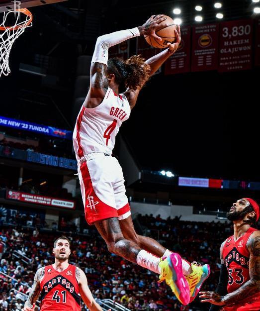 开云体育APP-场均16+2+1，火箭队该追超级射手？正接受调查，签他收益大于风险